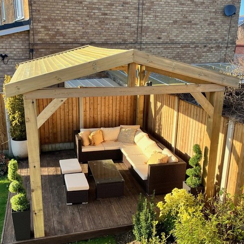 Heavy duty hot tub - tub, wooden