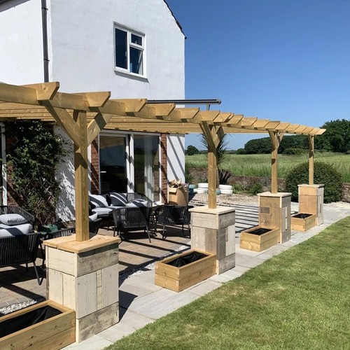 Posts heavy duty wooden - 2.7m,