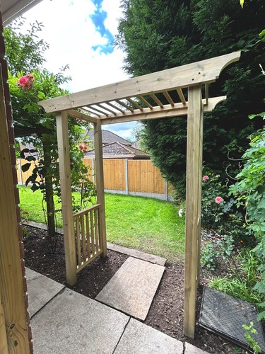 Timber walkthrough pergola - timber,